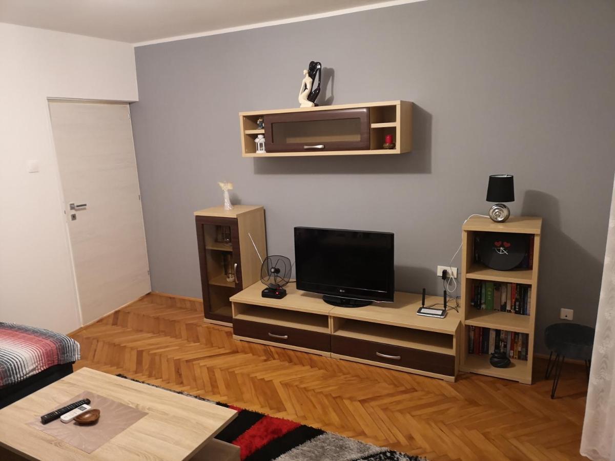 Tamy Apartamento Pula Exterior foto
